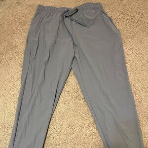 Kohl’s Gray Performance Jogger Pants – Lightweight Stretch Fabric